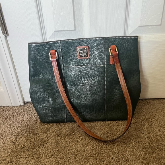 Dooney and bourke shoulder bag - Picture 1 of 4
